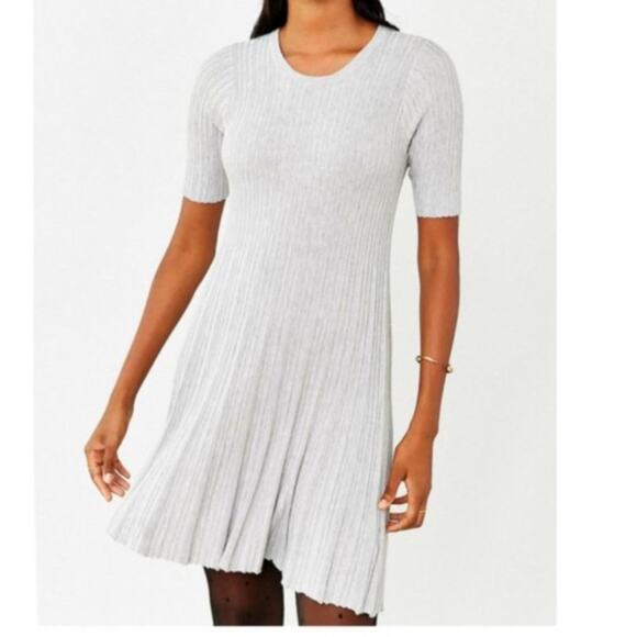 Urban Outfitters Cooperative Grace Swingy Sweater Dress Women’s Size XS Gray - Picture 1 of 13